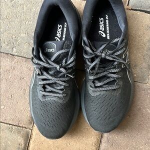 Asics Women’s size  Black Athletic Shoes with Modern Design